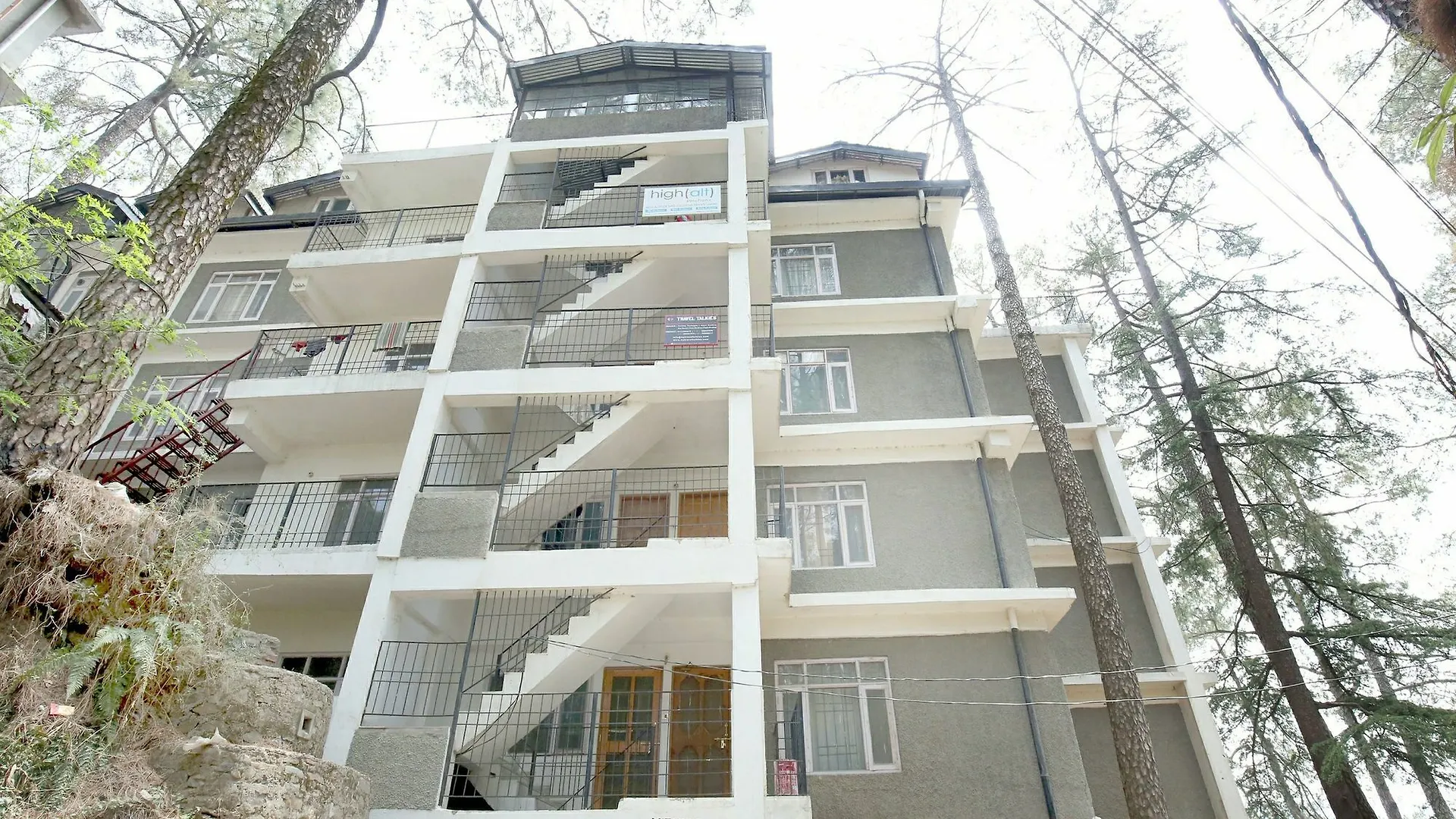 Oyo 13618 Home 2Bhk The Mystique Loft Tuttikandi Shimla 0*,